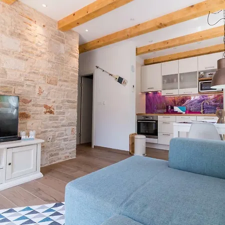 Апартаменты House - Ap. 2 *