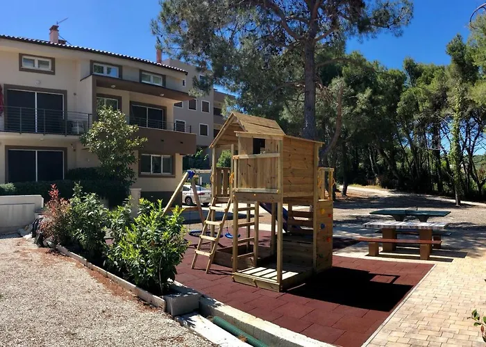 Apartamento House - Ap. 2 *