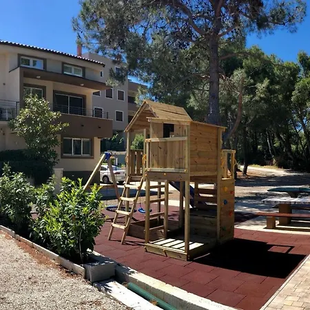 Apartamento House - Ap. 2 *