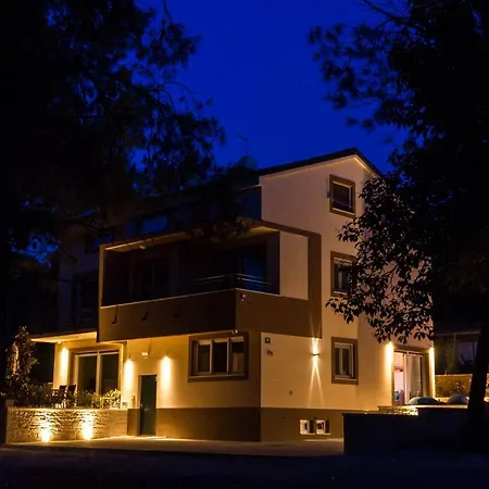 Apartamento House - Ap. 2